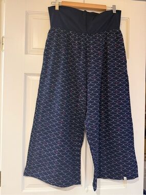 Navy Patterned Wide-Leg Cropped Pants